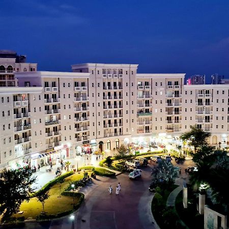 Lord Krishna Palace Ξενοδοχείο Vrindāvan Εξωτερικό φωτογραφία