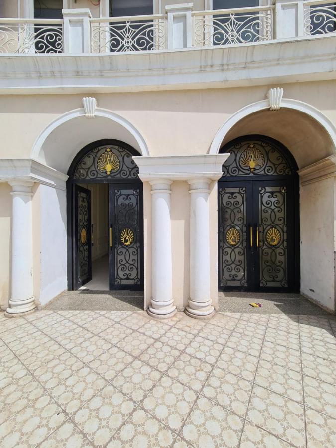 Lord Krishna Palace Ξενοδοχείο Vrindāvan Εξωτερικό φωτογραφία